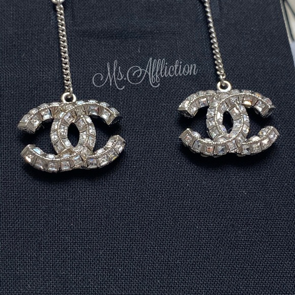 CHANEL 🖤NEW🖤 Authentic Crystal Double Sided Crystal Strass CC Silver Earrings - Picture 4 of 8